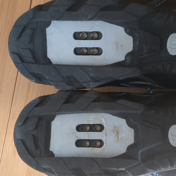 Pearl Izumi SPD Compatible Cycle Shoes Women's 39.5 EU - Picture 7 of 8